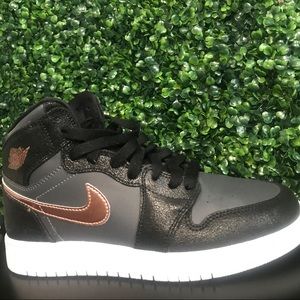 NIKE AIR JORDAN 1 Grey/Rose Gold/Black (6.5Y/8W)
